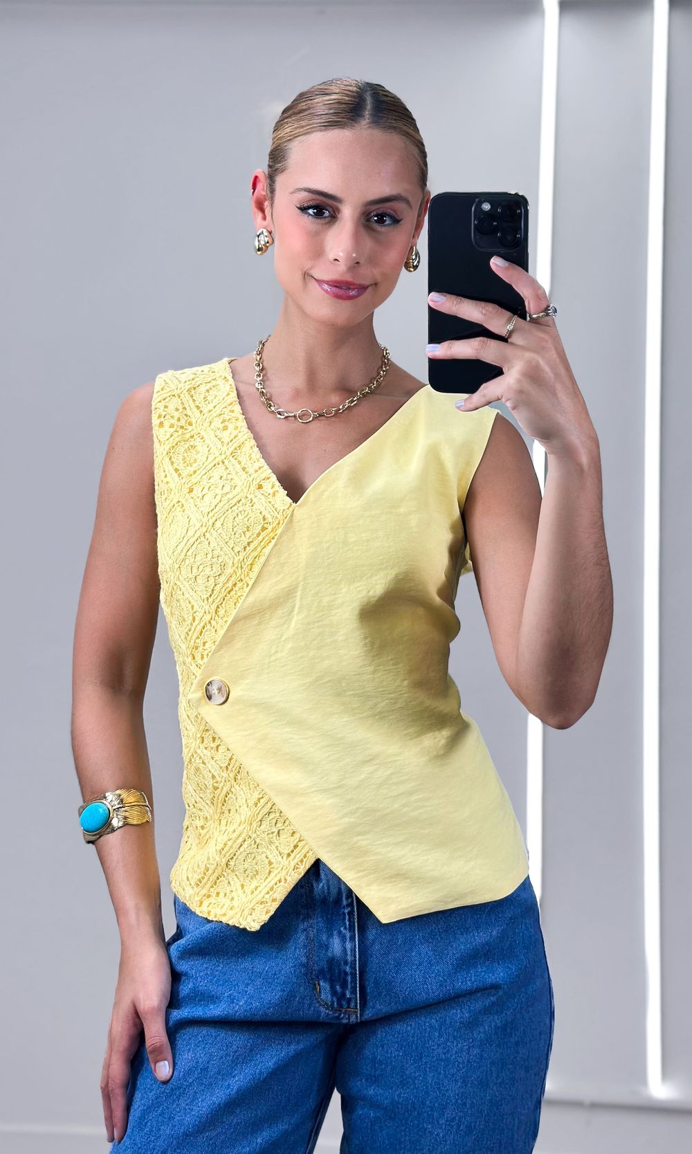Colete Transpassado com Renda - Amarelo - Jack Modas, Moda Feminina e Acessórios 