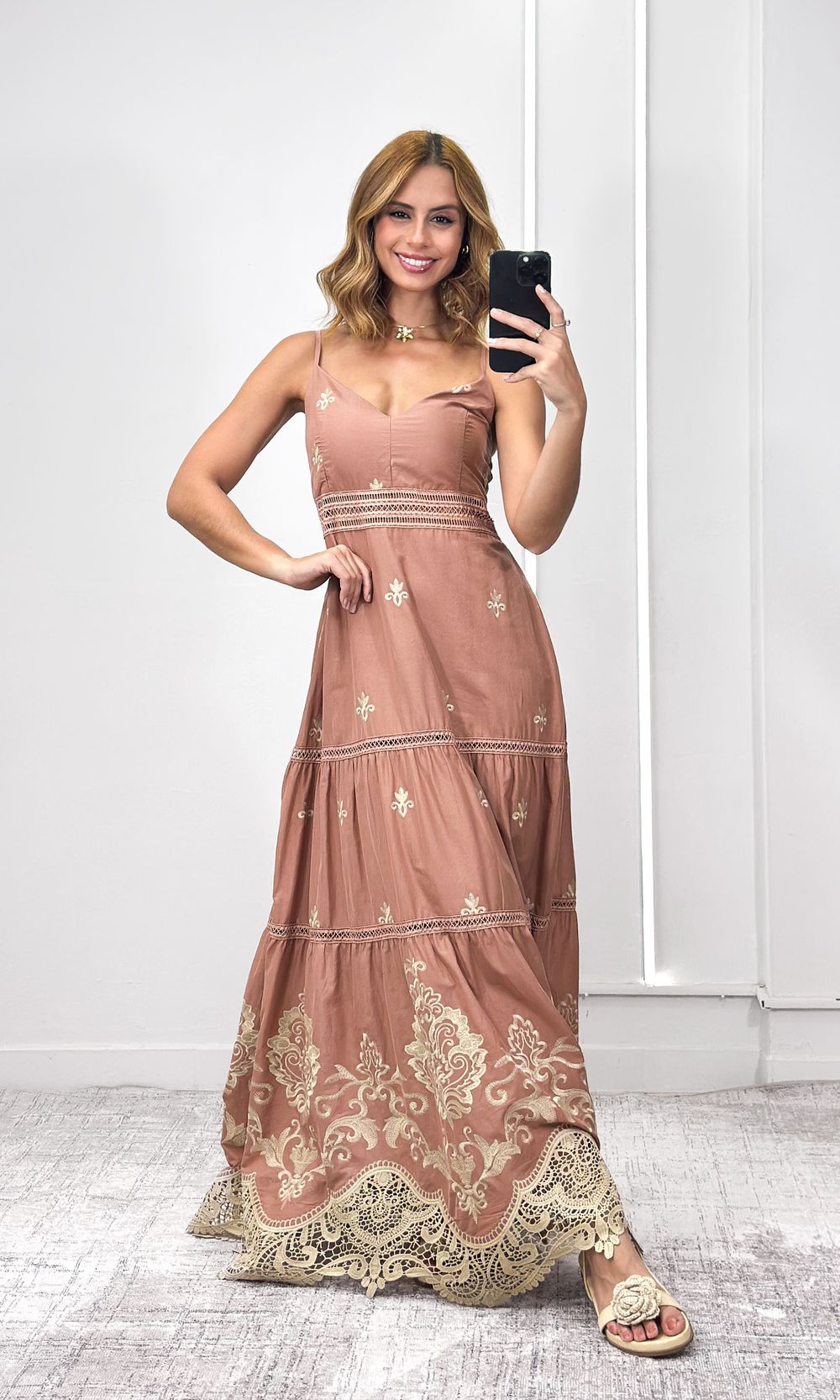 Vestido Evase Barra Guipir - Chocolate - Jack Modas, Moda Feminina e Acessórios 