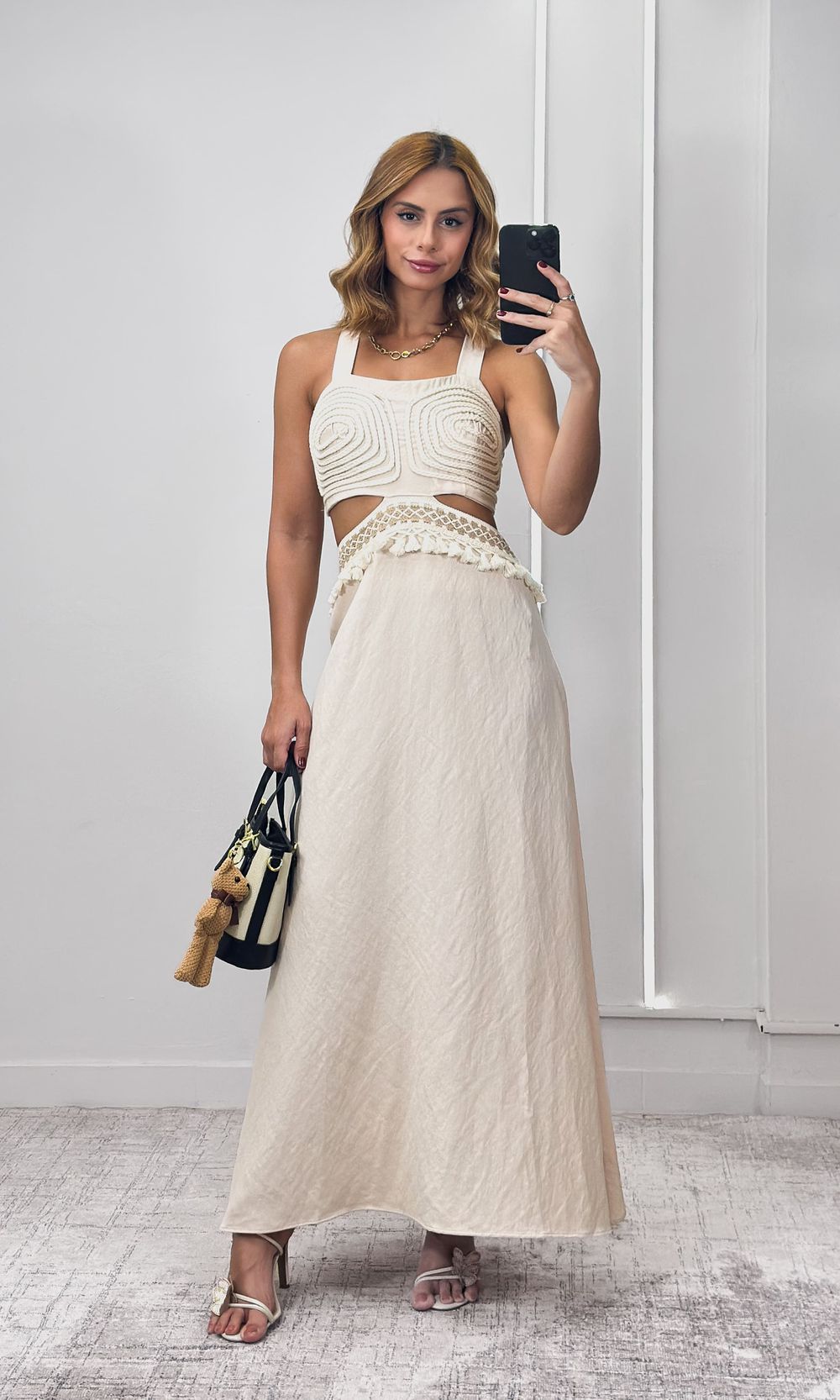 Vestido Cut Out com Crochê - Bege - Jack Modas, Moda Feminina e Acessórios 