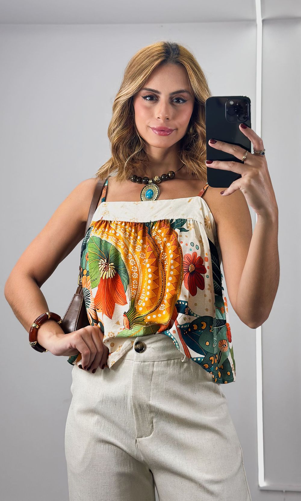 Blusa Alça Fina Estampada - Bege/Laranja/Vemelho - Jack Modas, Moda Feminina e Acessórios 