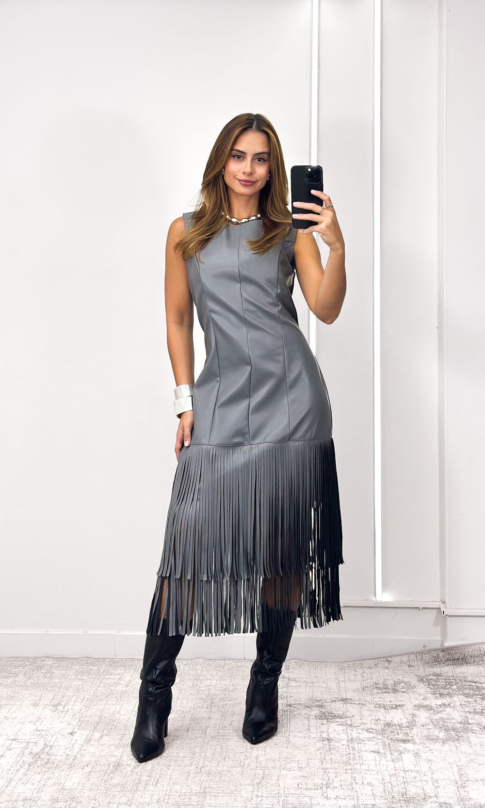 Vestido Courino Barra Franjas - Cinza Escuro - Jack Modas, Moda Feminina e Acessórios 