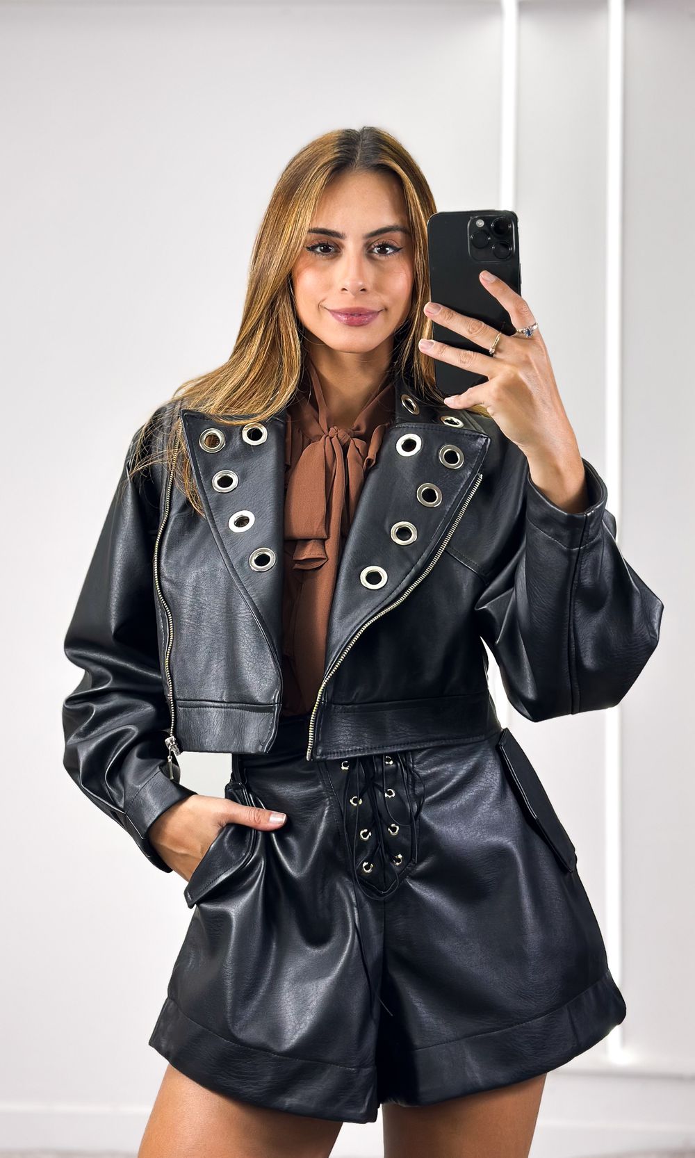 Jaqueta Courino Ilhós - Preto - Jack Modas, Moda Feminina e Acessórios 