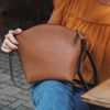 Bolsa de Couro - PAIXÃO - Caramelo e Madeira