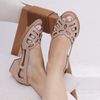Sapato Peep Toe Estrelar Nude 965.56 