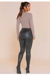 BLUSA BÁSICA PLUMA