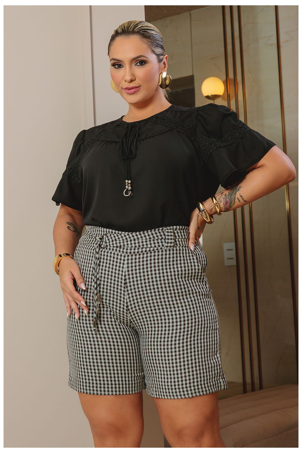 Blusa de Crepe com Guipir