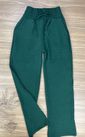 Calça pantalona crepe duna verde militar 