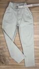 Calça Cenoura com Cinto Detalhado Bege