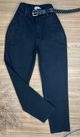Calça Cenoura com Cinto Detalhado Preta