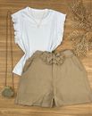 Short Alfaiataria Com Cinto de Flor Caqui