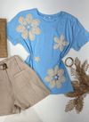 Tshirt Bordada Flor Crochê Azul