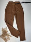 Calça Inspiração Zara Alfaiataria com Cinto Marrom