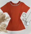 Blusa Canelada Gola Bordada Com Pedraria 
