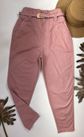 Calça Cenoura com Cinto Dourado Rose 