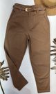 Calça Cenoura com Cinto Dourado Marrom Claro 