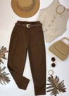 Calça Cenoura com Cinto Lua Marrom 