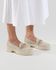 Mocassim Feminino em Couro Off White Com Fivela 3