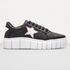 Tênis Feminino Casual com Detalhe em Estrela - Preto com Branco