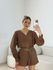 BLUSA NINA PESPONTO DECOTE MARROM