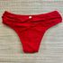 Hot Pants Drapeada Vermelho Textura