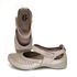 Sapatilha AL 014 Off Withe 100% em couro palmilha em GEL