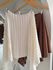 BLUSA CAPA EM TRICÔ MODAL OFF WHITE