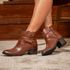 Bota/Coturno Feminina Kader Woman Couro Confort Pinhão