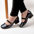 Sapato Boneca Salto Grosso Em Couro Preto Dual Comfort J.Gean 