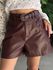 Shorts Carline Couro Fake com Cinto VERMELHO ESCURO