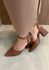 Scarpin Nicole Caramelo