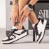 Tênis Feminino Sneakers com Metais Loren Branco e Preto Vittal