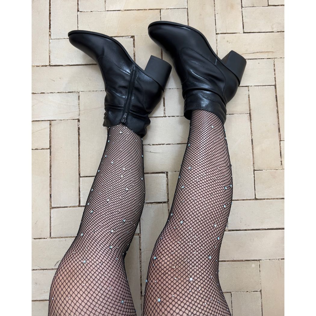 MEIA-CALÇA ARRASTÃO PRETA COM APLICAÇÃO DE CRISTAI... - ETC. shoes