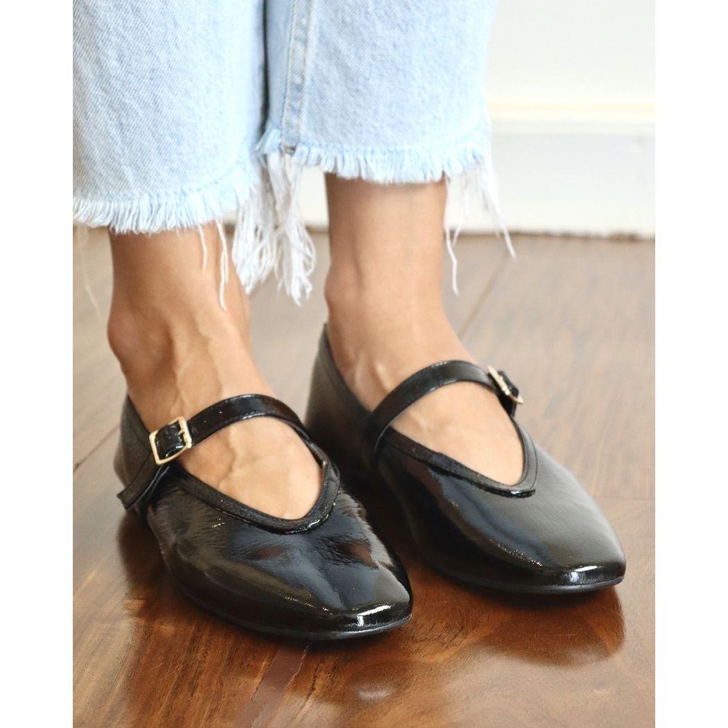 SAPATILHA NALA COURO VERNIZ PRETO - ETC. shoes
