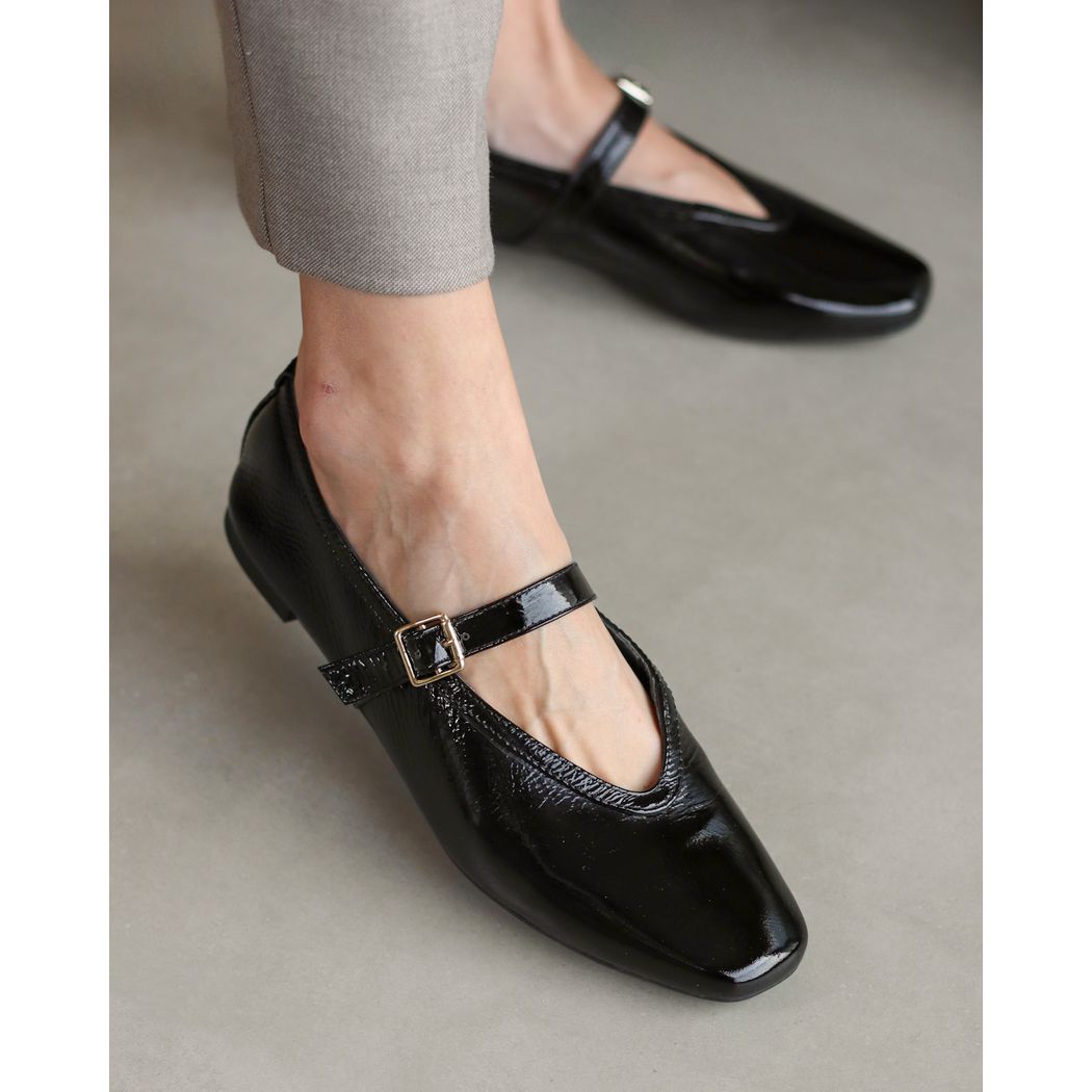 SAPATILHA NALA COURO VERNIZ PRETO - ETC. shoes
