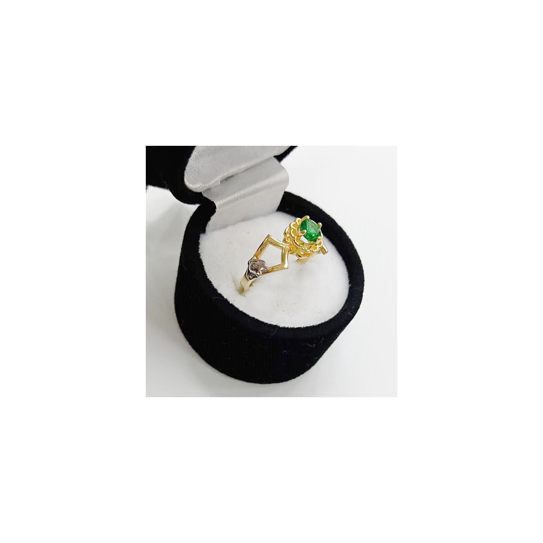 ANEL DE FORMATURA EM OURO 18K
