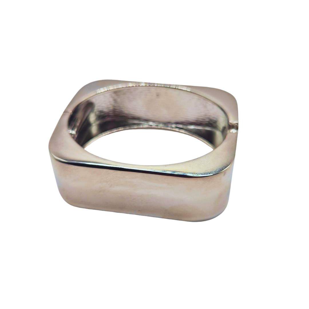 Bracelete Feminino Quadrado Pr... - SOBERANA