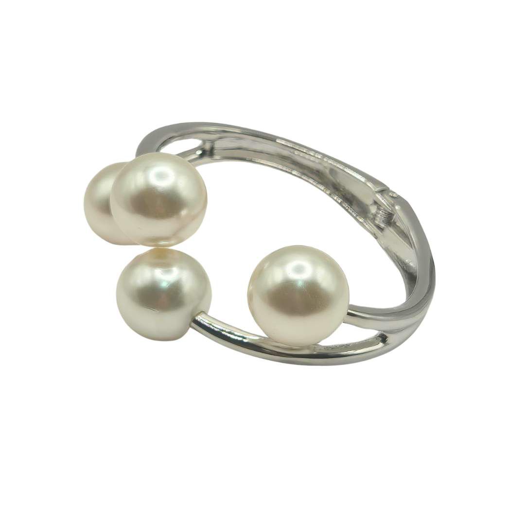 Bracelete Feminino Quatro Péro... - SOBERANA