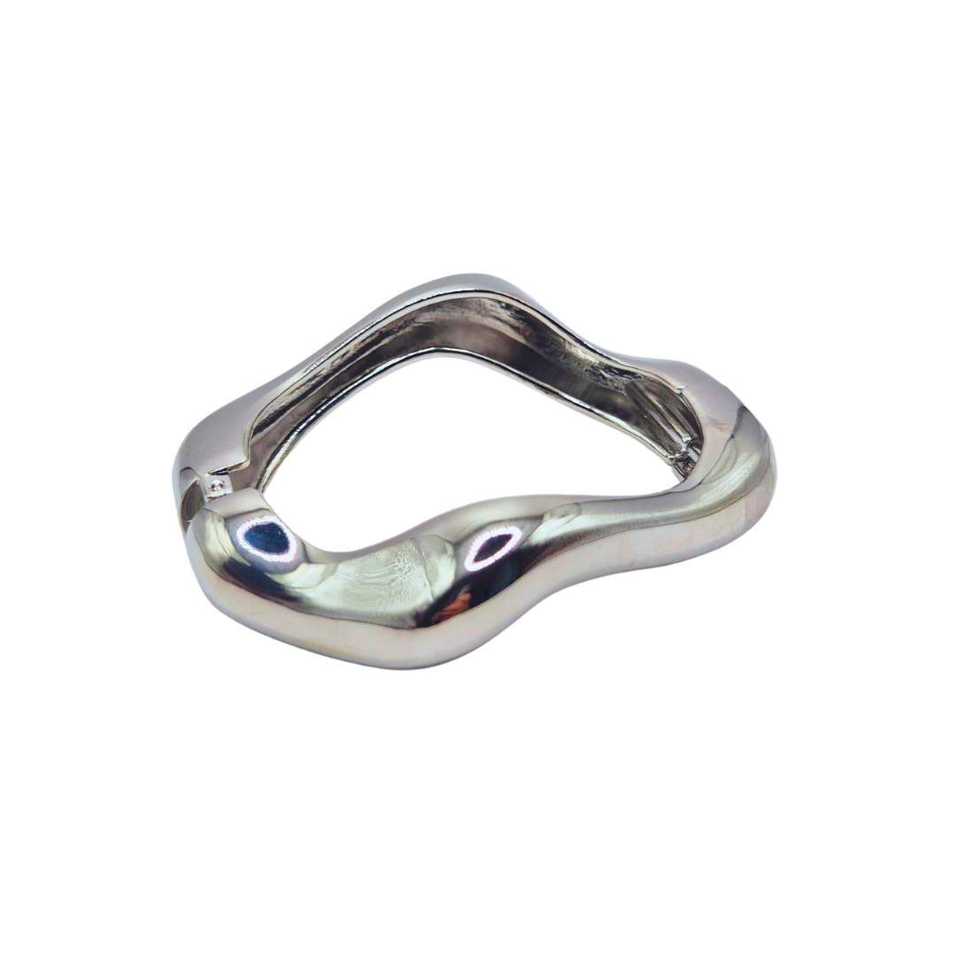 Bracelete Feminino Torcido Ond... - SOBERANA