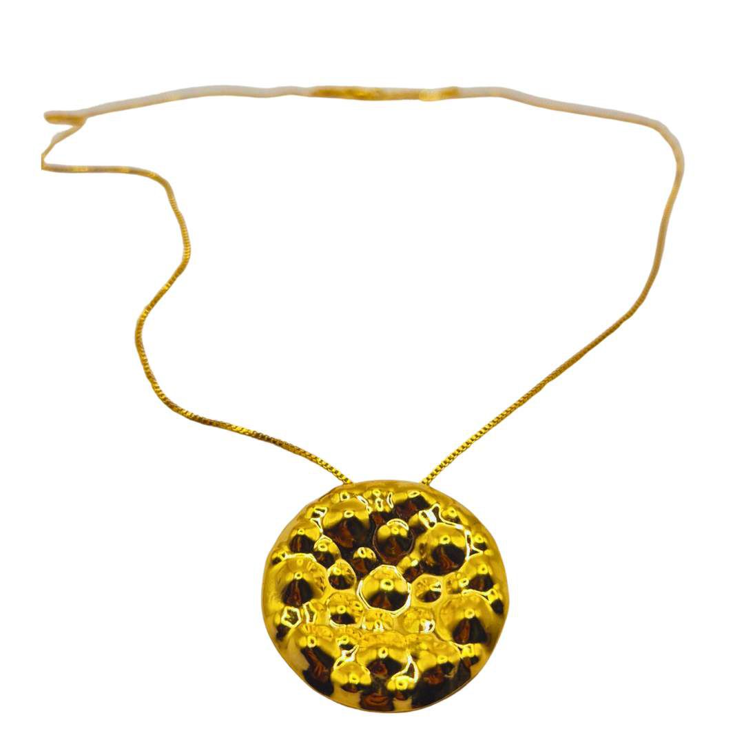 Colar Feminino Círculo Martela... - SOBERANA