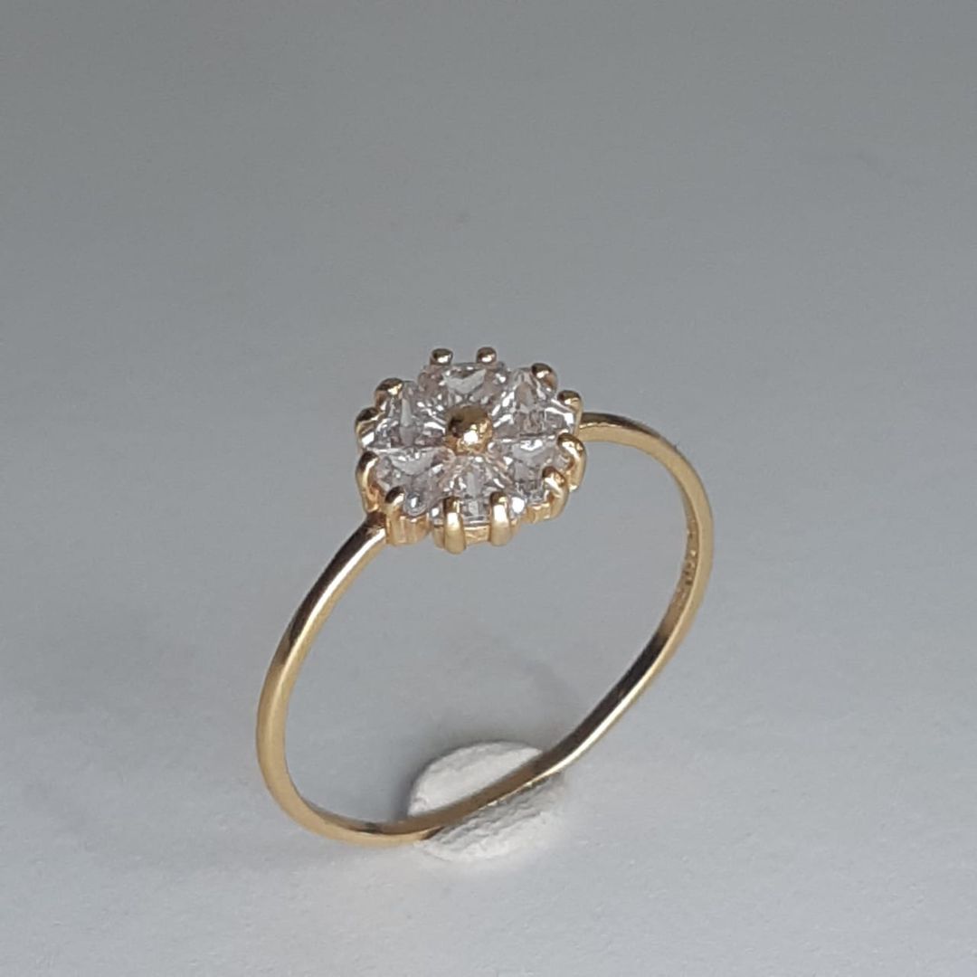 Anel Cravejado Flor Ouro 18K