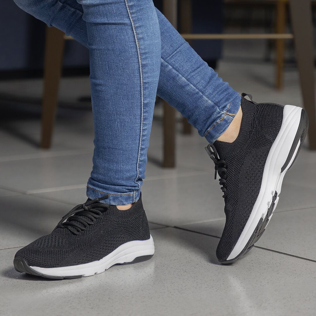 Tenis feminino confortavel para trabalhar clearance em pe