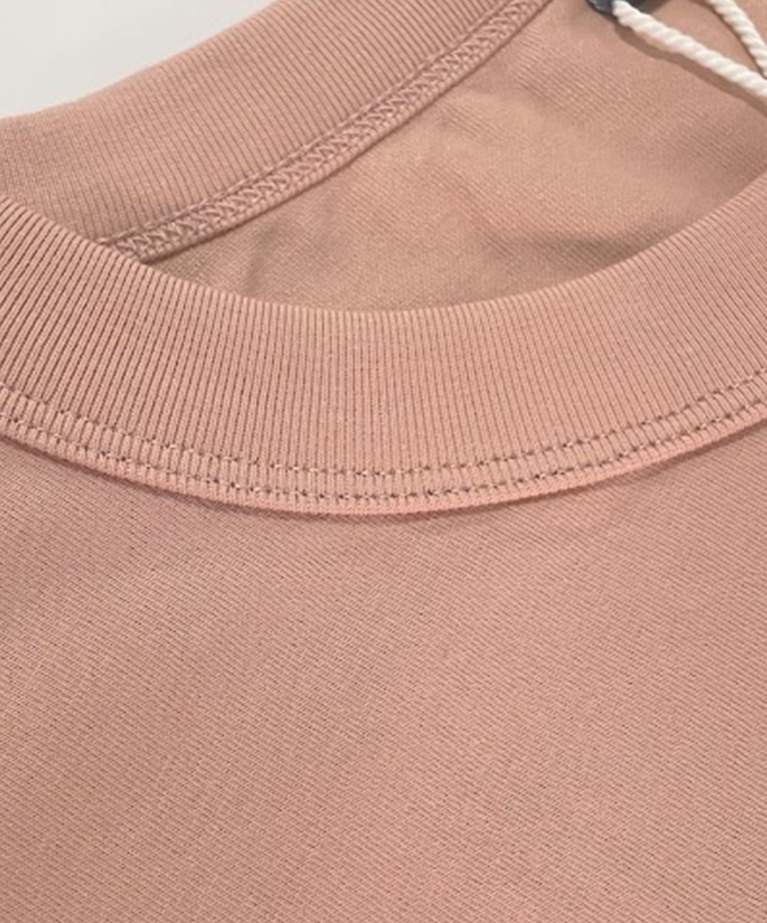 Camiseta Oversized Rosè Masculina Gola Alta – Premium e Estruturada 