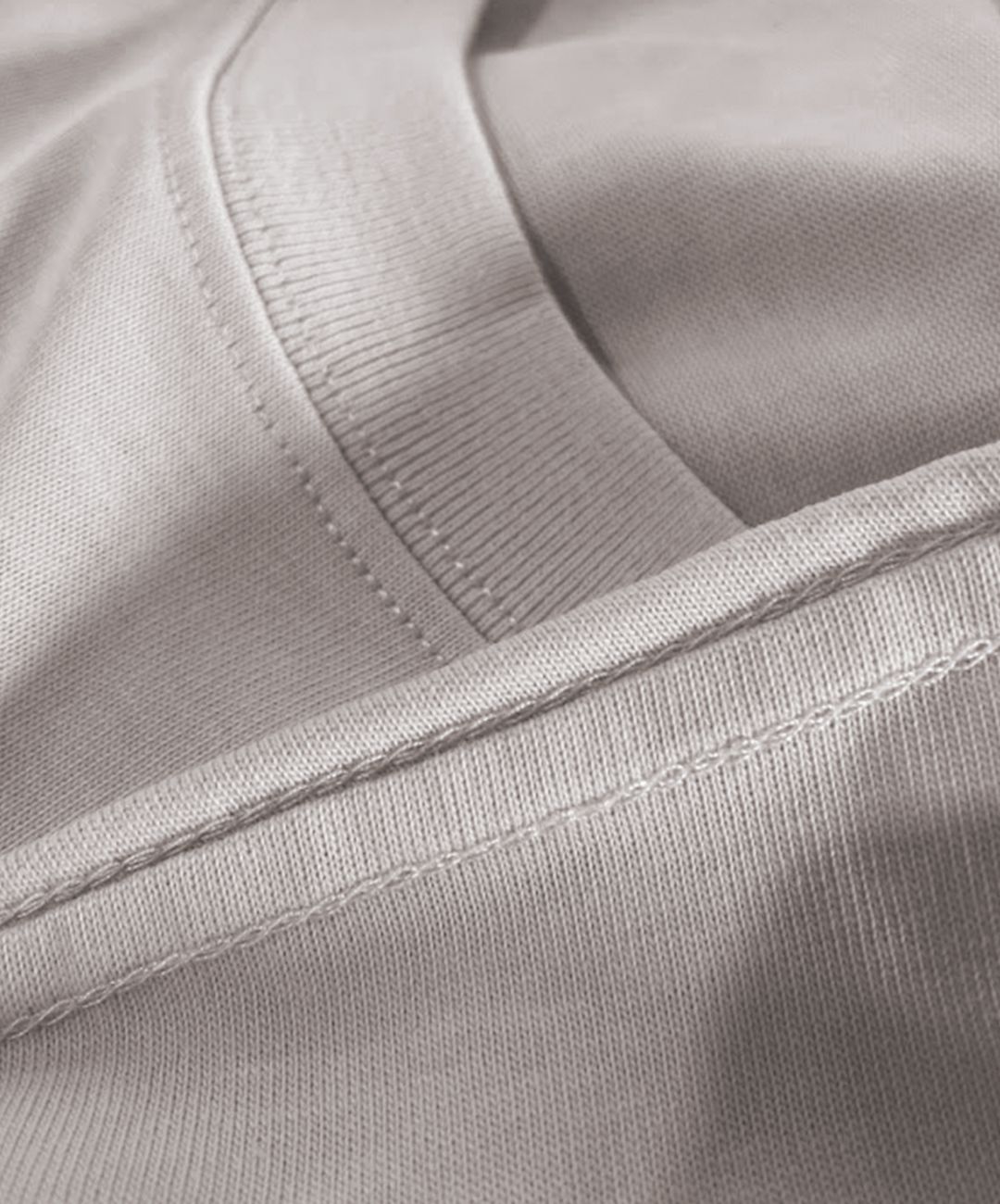 Camiseta Oversized Premium Areia Masculina – 100% Algodão Visual Moderno