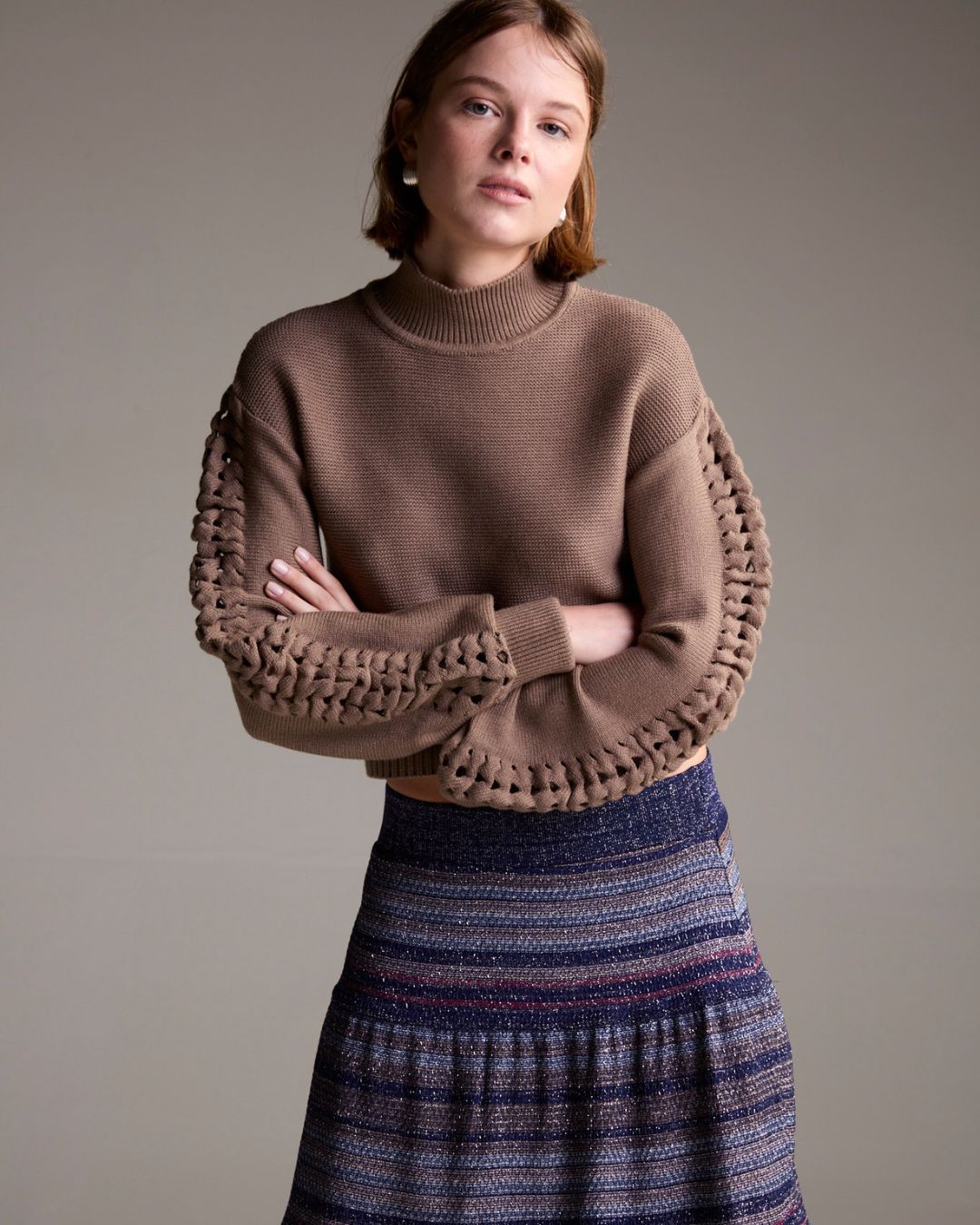 Pull Blima Trançado Nas Mangas Caramelo - Maria Pavan