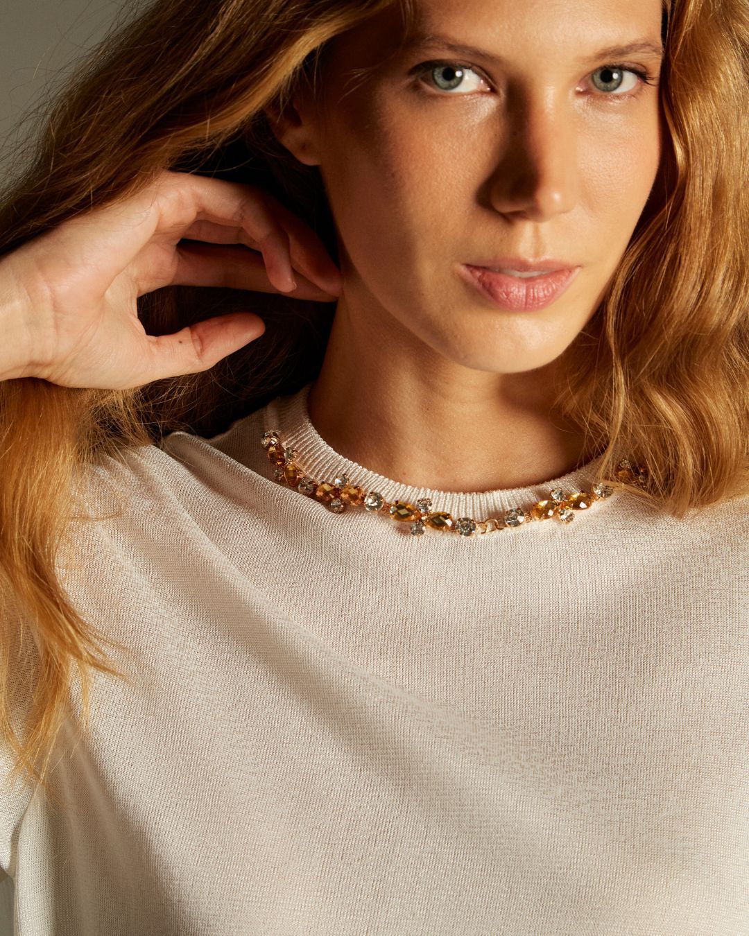 T-shirt Bordada Margarida Branco Off White - Maria Pavan