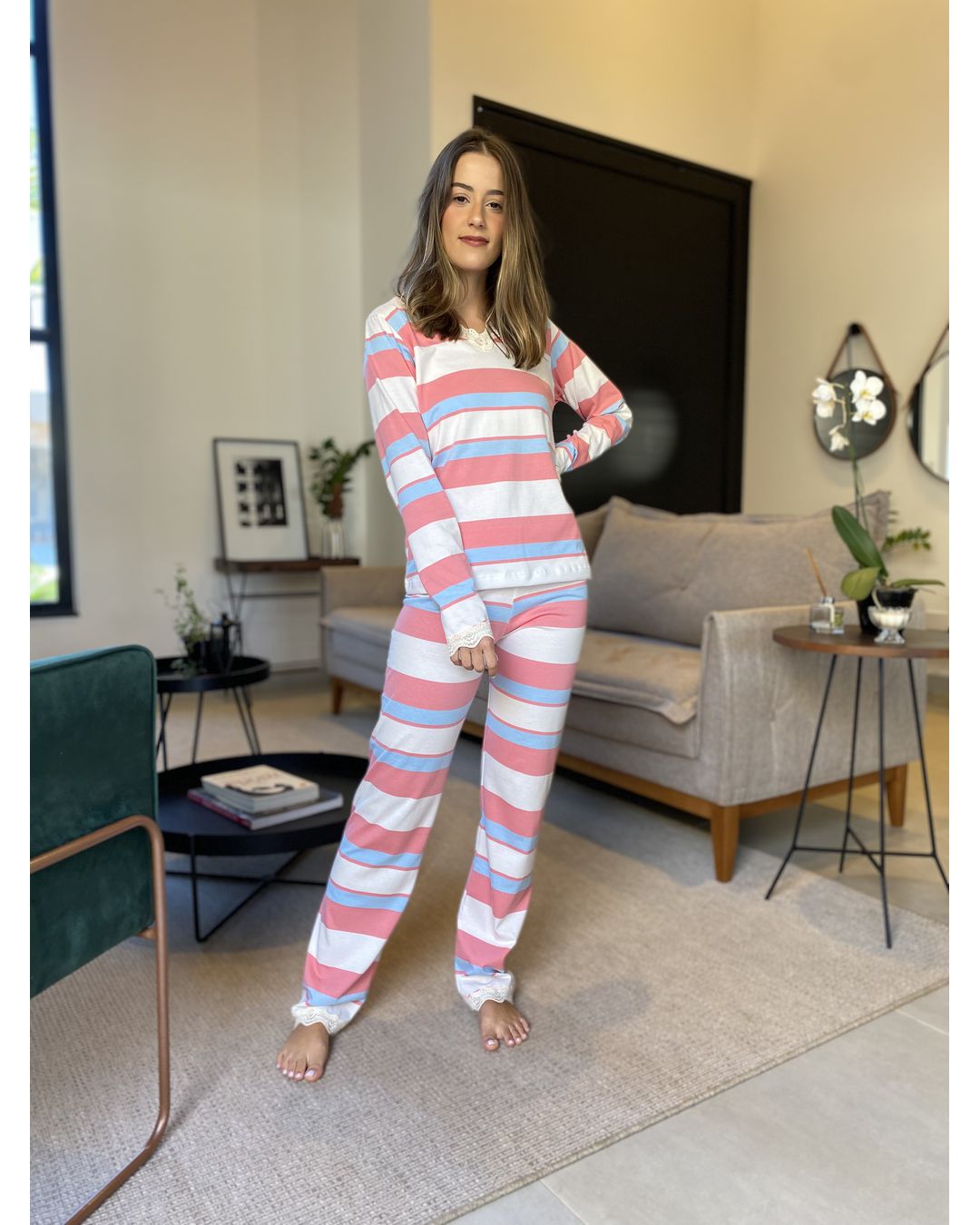 Pijama Longo listrado off Modelo Paula - Mimo de Renda