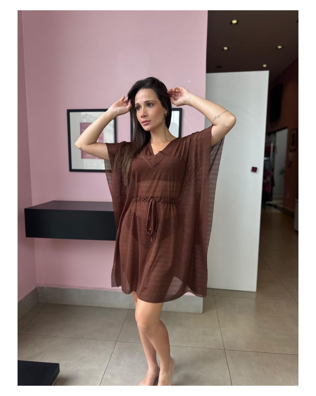 SAÍDA DE PRAIA MODELO KIMONO MARROM - Mimo de Renda