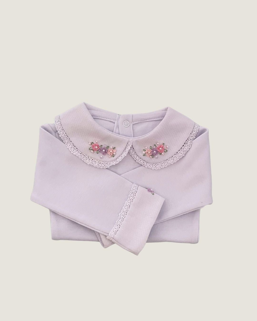 Body Paris com Bordados Rosa, Lavanda e Rosa Clarinho