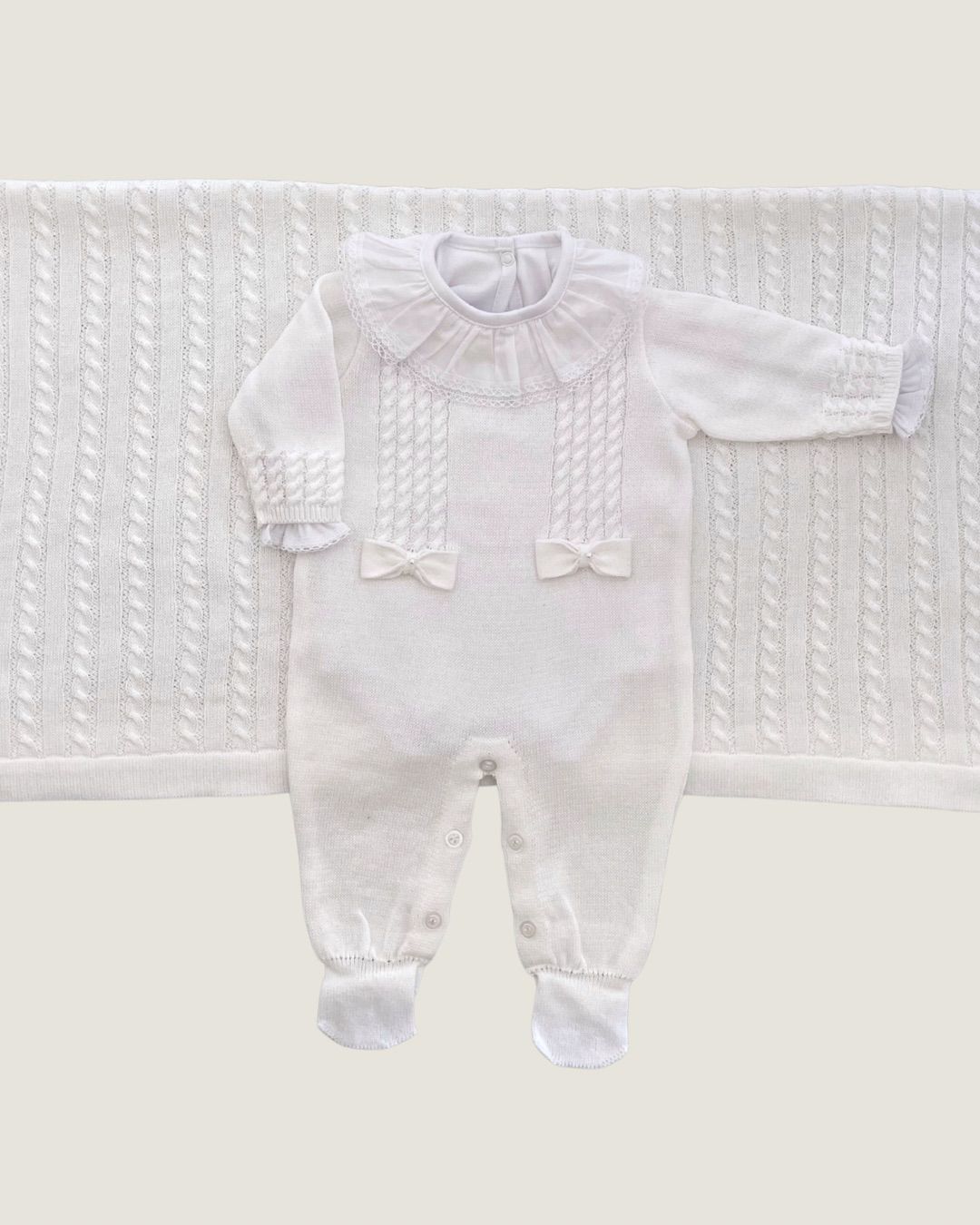 Saída Maternidade Helena Branca