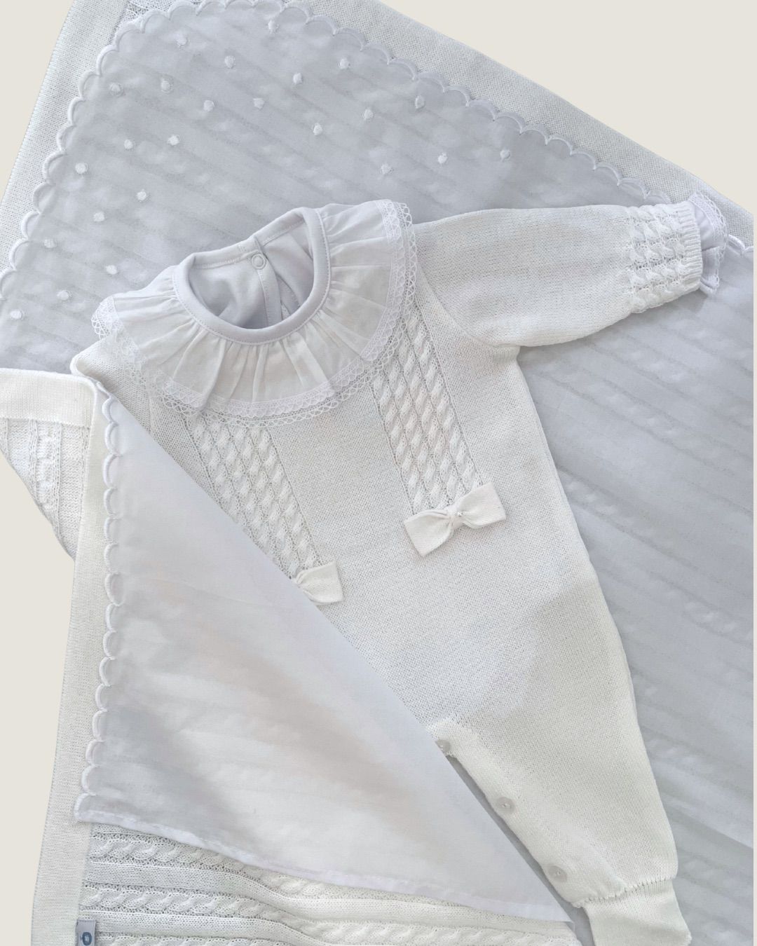 Saída Maternidade Helena Branca